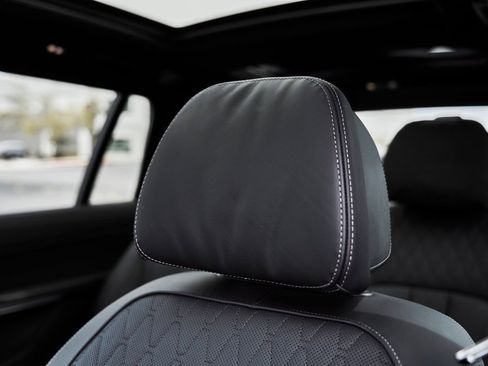 Used 2026 BMW X7 M60i image 51