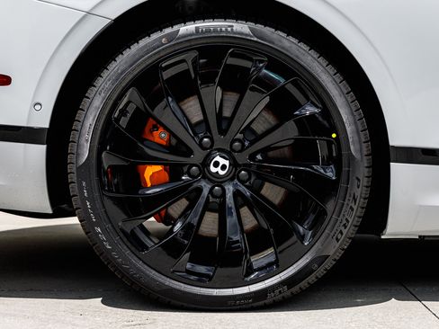 New 2025 Bentley Continental GTC image 20