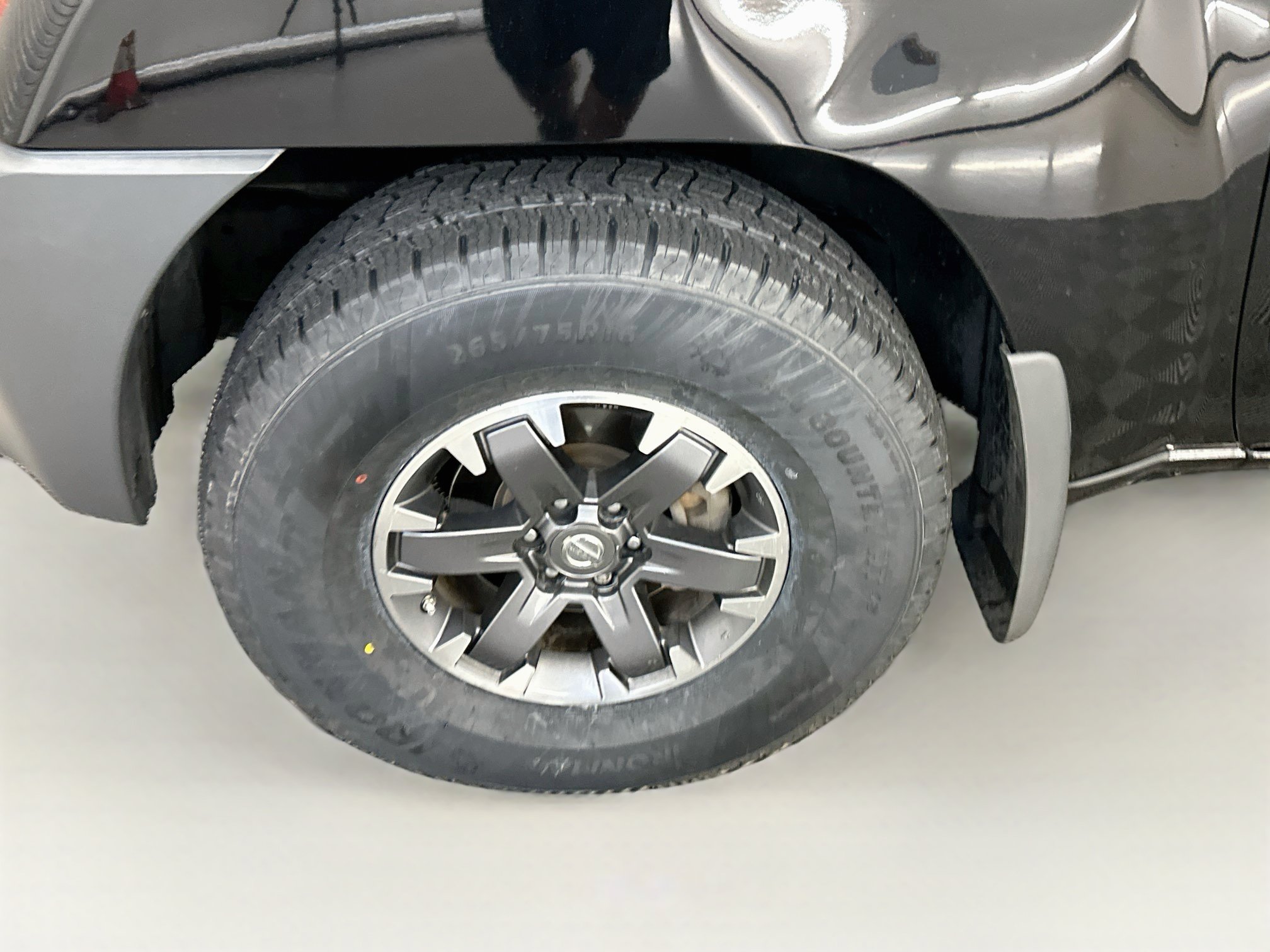 Used 2014 Nissan Xterra PRO-4X w/ Pro-4x Leather Package AWD/4WD image 11