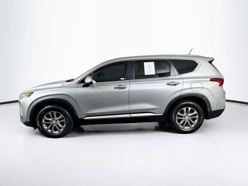 Used 2020 Hyundai Santa Fe SE FWD image 4