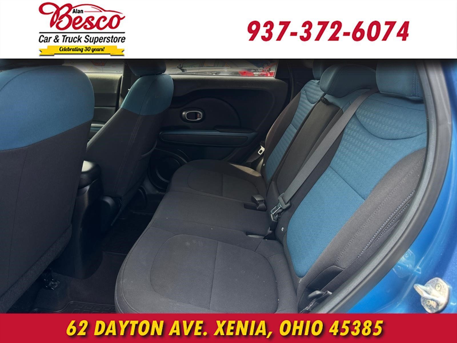 Used 2015 Kia Soul + w/ Audio Package FWD image 9