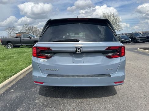 Used 2023 Honda Odyssey Touring image 10