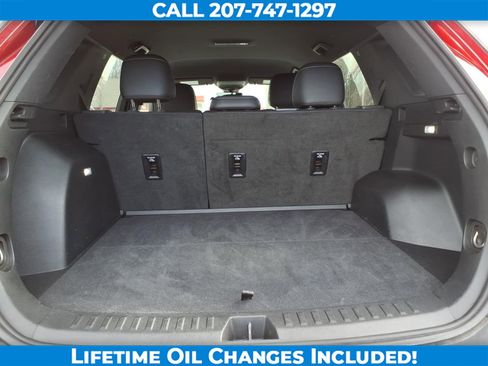 Used 2025 Chevrolet Equinox LT w/ Convenience Package II image 10