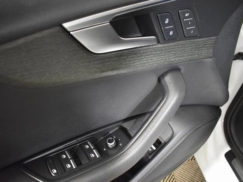 Used 2019 Audi A4 2.0T Premium image 8