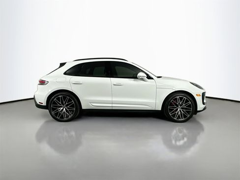 Used 2024 Porsche Macan S image 8