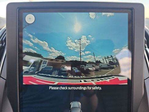 Certified 2024 Ford Edge SEL AWD/4WD image 21