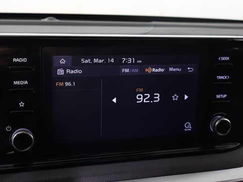 Used 2023 Kia K5 LXS image 43