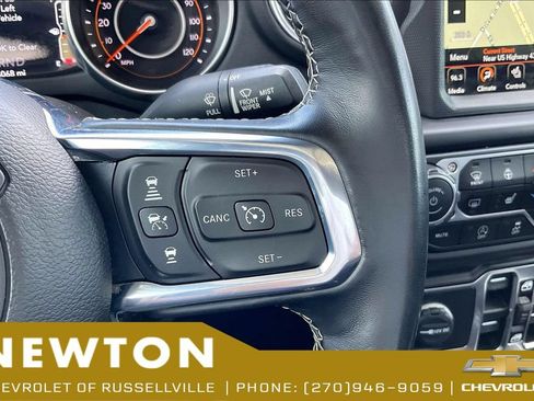 Used 2020 Jeep Gladiator Overland AWD/4WD image 20