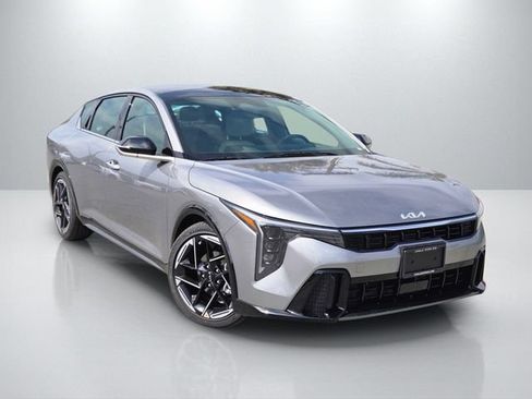 New 2026 Kia K4 GT-Line FWD image 1