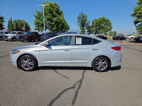Used 2017 Hyundai Elantra SE w/ SE A/T Tech Package 03 FWD image 11