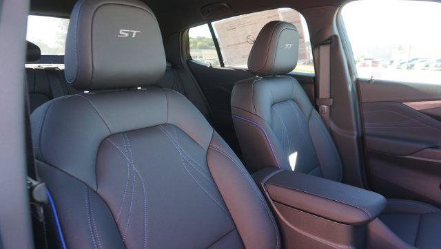 New 2026 Buick Envista Sport Touring w/ Convenience I Package FWD image 17