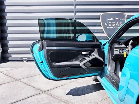 Used 2021 Porsche 718 Cayman GT4 image 28