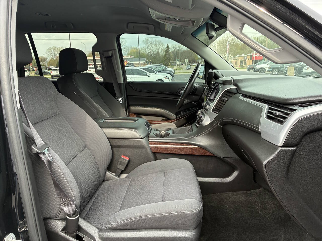 Used 2017 GMC Yukon SLE w/ SLE Value Package AWD/4WD image 45