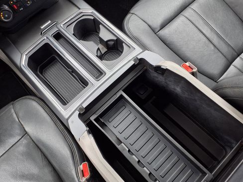 Used 2016 Ford F150 XLT w/ Equipment Group 302A Luxury image 16