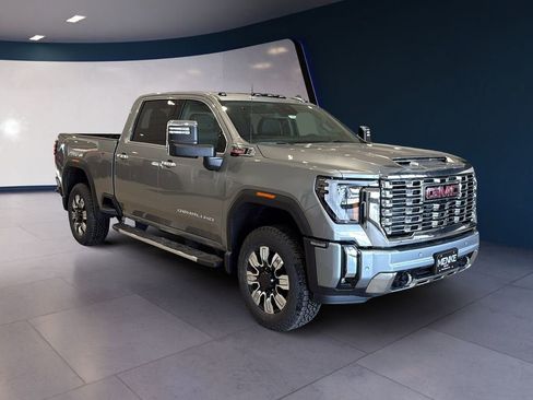 New 2026 GMC Sierra 2500 Denali AWD/4WD image 1