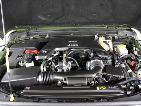 Used 2021 Jeep Wrangler Unlimited Sport image 22