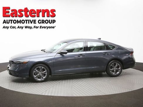 Used 2023 Honda Accord EX image 59