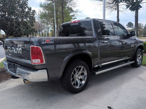 Used 2017 RAM 1500 Limited image 10