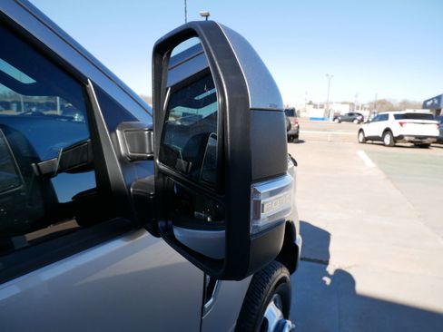 Used 2022 Ford F350 Lariat w/ Lariat Ultimate Package image 59