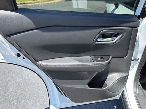 New 2026 Nissan Rogue SV w/ Cold Weather Package FWD image 17