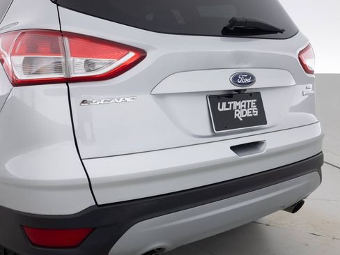 Used 2014 Ford Escape SE FWD image 17