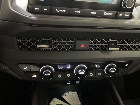 Used 2025 Honda Accord SE image 18