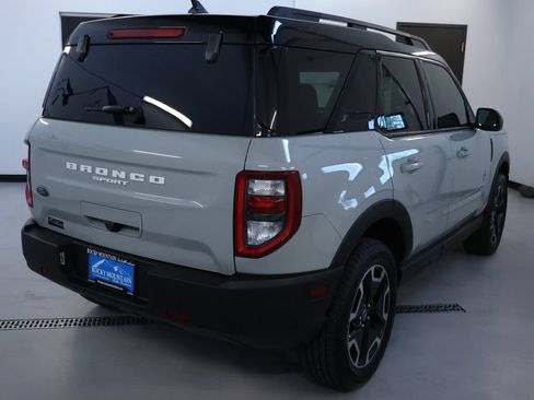 Used 2021 Ford Bronco Sport Outer Banks AWD/4WD image 7