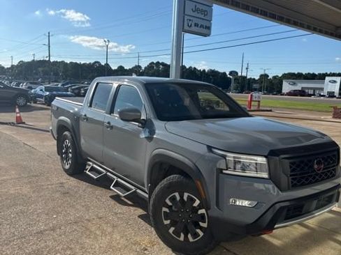Used 2024 Nissan Frontier Pro-X RWD image 1
