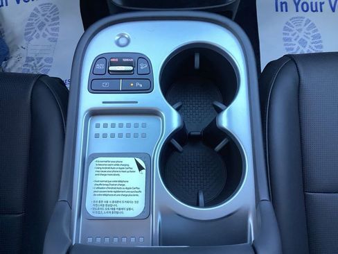 New 2026 Hyundai Ioniq 9 Calligraphy w/ Tow & Go Package image 34