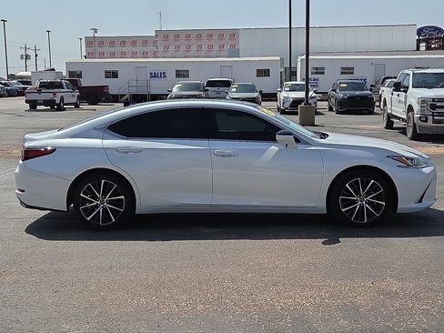 Used 2025 Lexus ES 350 w/ Premium Package FWD image 6