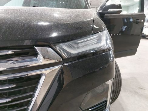 Used 2022 Chevrolet Traverse LT image 31