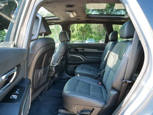 Certified 2024 Kia Telluride SX Prestige X-Line AWD/4WD image 35