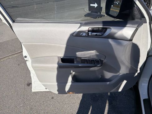 Used 2011 Subaru Forester 2.5XT Premium w/ Popular Equipment Group 5B image 33