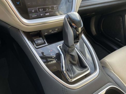 Used 2022 Subaru Outback Limited image 20
