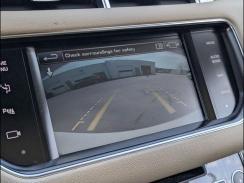 Used 2014 Land Rover Range Rover Sport HSE image 18