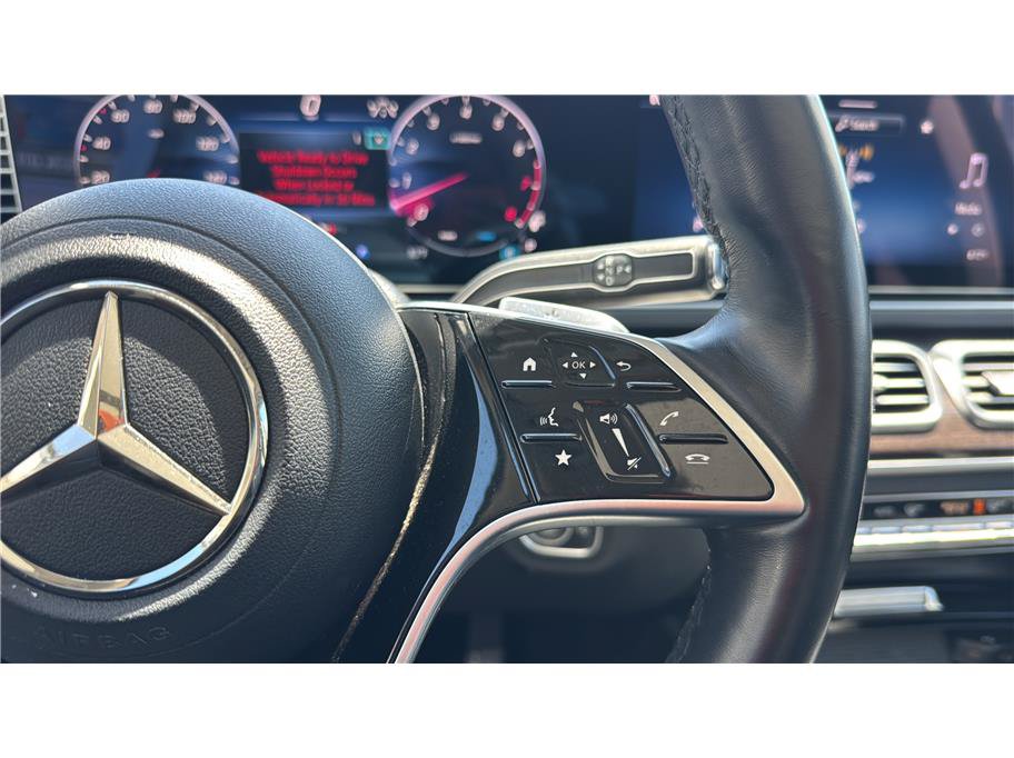 Used 2024 Mercedes-Benz GLS 450 4MATIC image 30