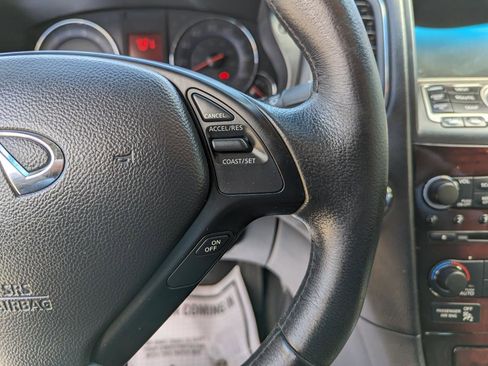 Used 2010 INFINITI EX35 Journey image 17