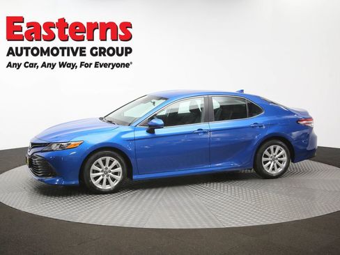 Used 2019 Toyota Camry LE FWD image 56