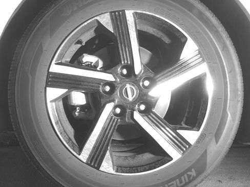 Used 2025 Nissan Sentra SV image 12