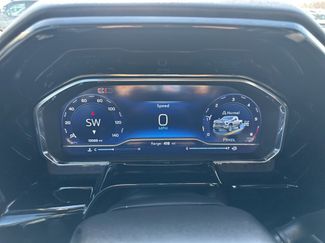 Used 2024 Chevrolet Silverado 2500 LTZ w/ LTZ Plus Package video 2