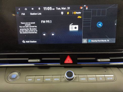 Used 2024 Hyundai Elantra SEL w/ Convenience Package image 25