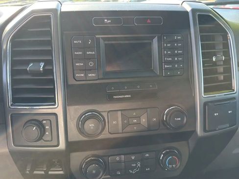 Used 2019 Ford F250 XLT AWD/4WD image 17