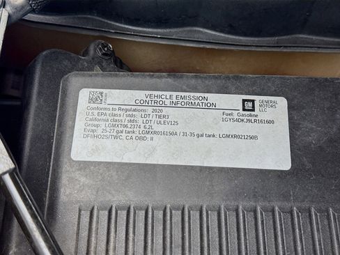 Used 2020 Cadillac Escalade Platinum image 16