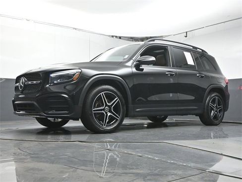 Used 2025 Mercedes-Benz GLB 250 GLB 250 image 36