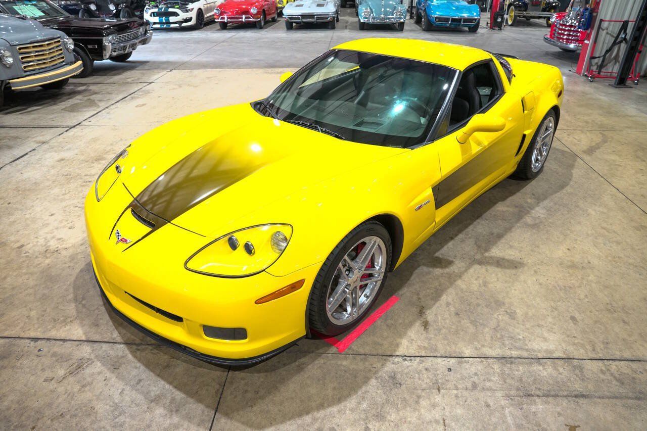 Used 2007 Chevrolet Corvette Z06 w/ Preferred Equipment Group RWD image 15