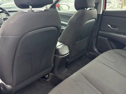Used 2021 Hyundai Elantra SEL w/ Convenience + Premium Package FWD image 13