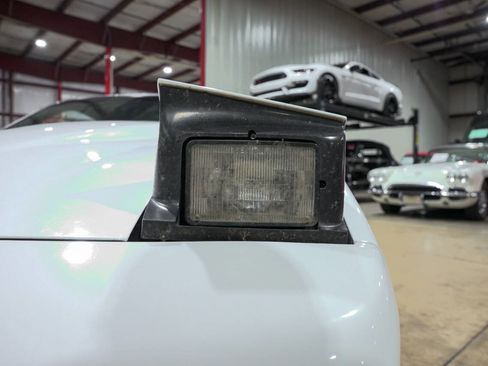 Used 1991 Pontiac Firebird Formula image 36