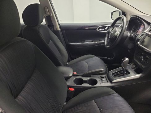Used 2019 Nissan Sentra SV w/ Special Edition Package FWD image 21