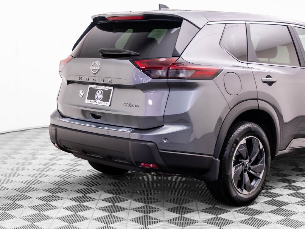 Used 2024 Nissan Rogue SV AWD/4WD image 37