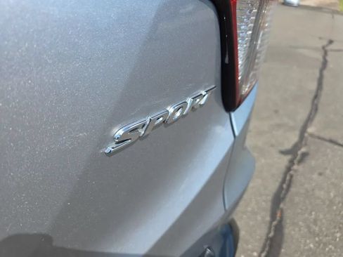 Used 2019 Honda HR-V Sport image 12